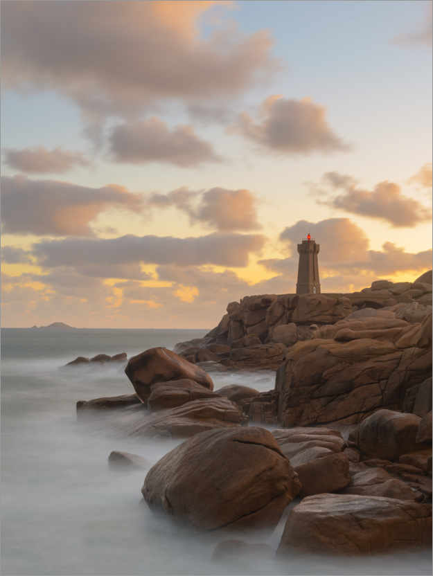 Premium poster Sunrise at the lighthouse