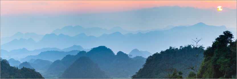 Poster Karst landscape in North Vietnam at sunset