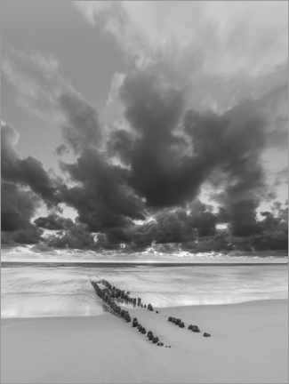 Premium poster Groyne with clouds, black and white